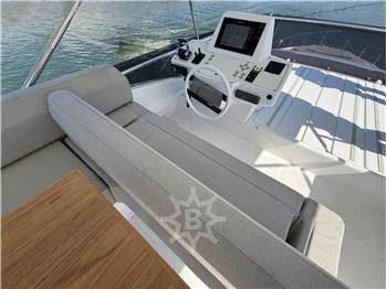 Ferretti Yachts FERRETTI 550