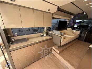 Ferretti Yachts FERRETTI 550