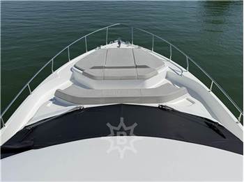 Ferretti Yachts FERRETTI 550
