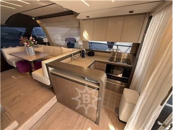 Ferretti Yachts FERRETTI 550