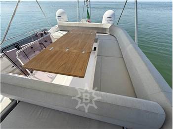 Ferretti Yachts FERRETTI 550