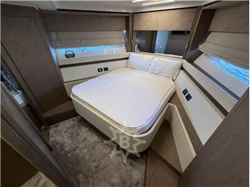 Ferretti Yachts FERRETTI 550