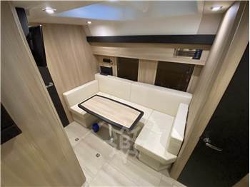 Cranchi M44 HT
