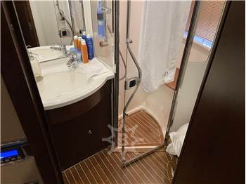 Princess Yachts V 58