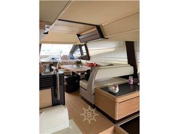 Azimut 64 Flybridge