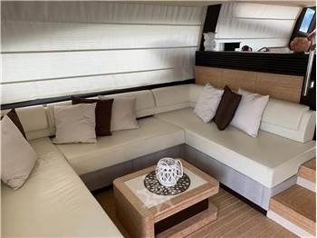 Azimut 64 Flybridge