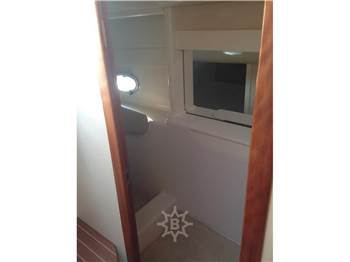 Sessa Marine OYSTER 30