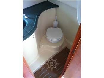 Sessa Marine OYSTER 30