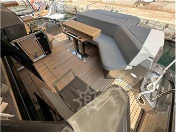 Cranchi E 52 F