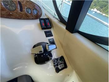 Azimut 42