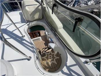 Azimut 42