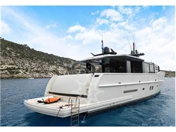 Arcadia Yachts Arcadia 85'