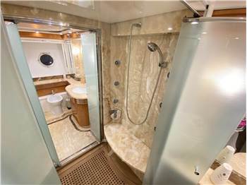 Dominator Yachts DOMINATOR 86